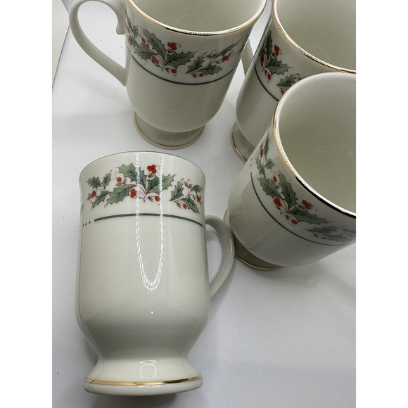 Vintage Set of 4 Irish Mugs Brand New In Box. Pedestal Base Holly & Berries. - Picture 5 of 9